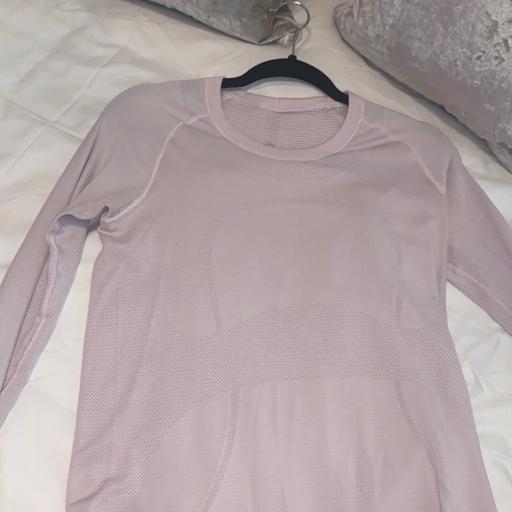 Lululemon Swiftly Tech Long Sleeve